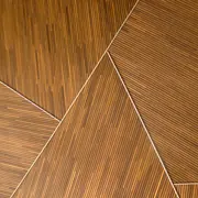 Parkett mit geometrischem Verlegemuster